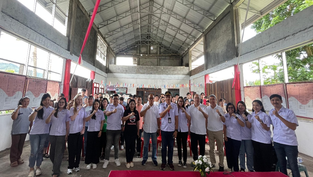 Sinergi Aksi Lingkungan dan Literasi Keuangan: PKL Pengabdian Kepada Masyarakat Akuntansi FEB UNSRAT di Tomohon