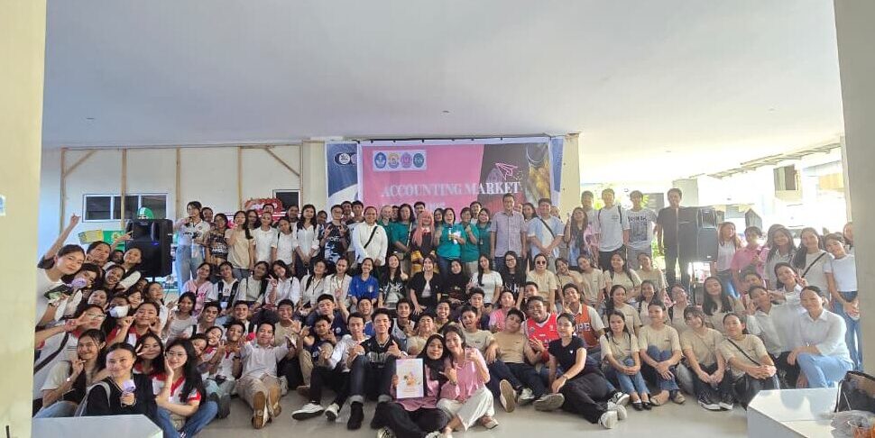 Akuntansi dalam Aksi: Accounting Market Expo 2025 Cetak Generasi Wirausaha Muda FEB UNSRAT